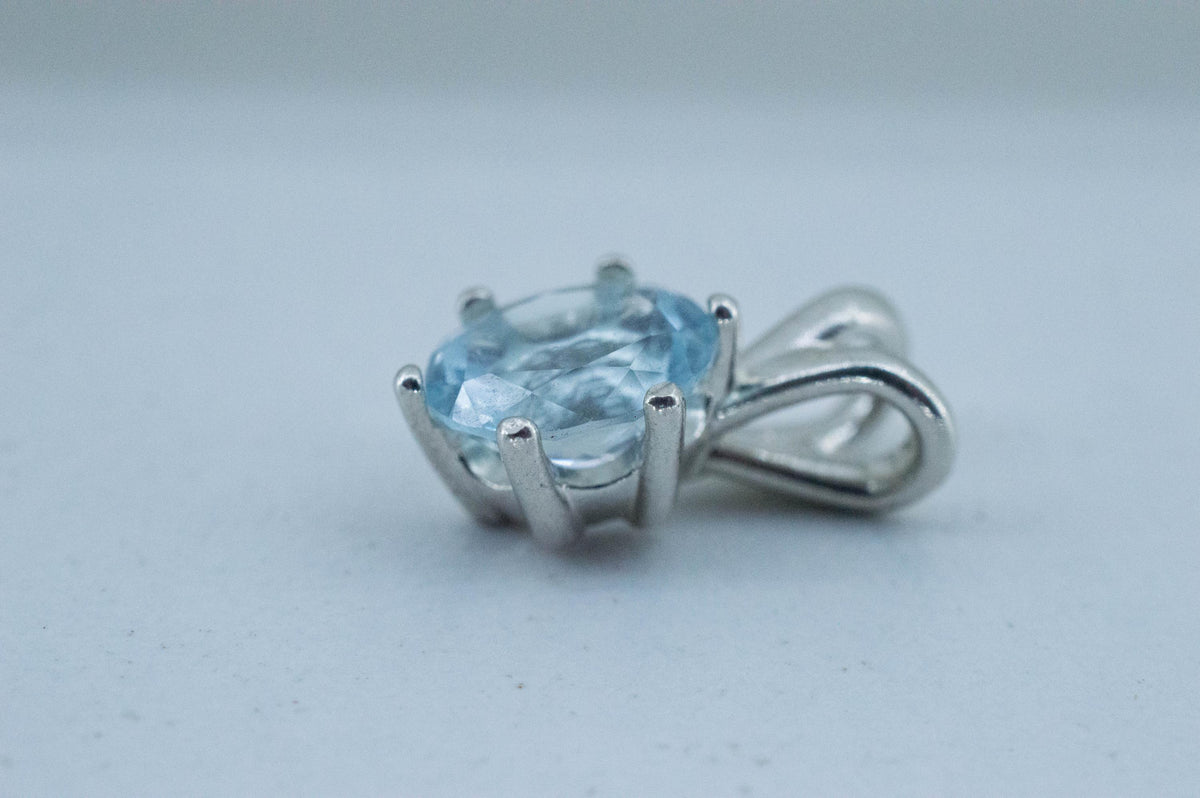 Aquamarine Pendant; Natural Untreated Brazil Aquamarine; 1.440cts