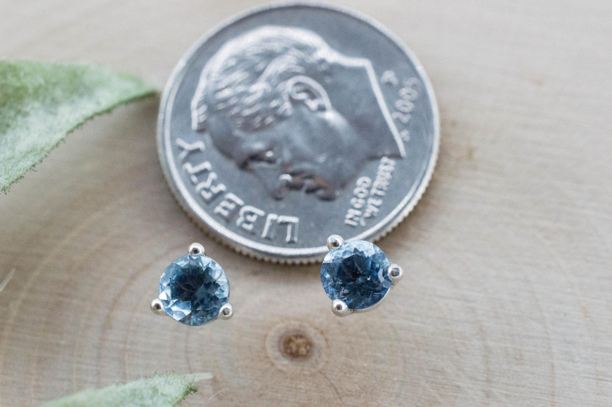 Aquamarine Earrings; Natural Untreated Nigeria Aquamarine; 0.560cts