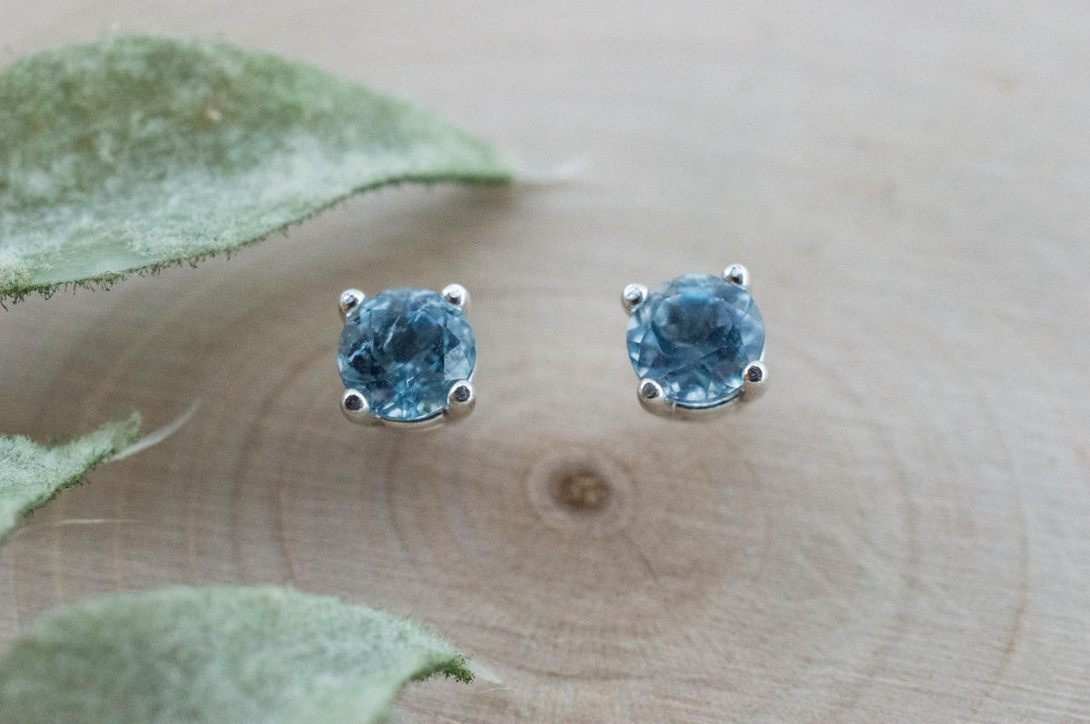 Aquamarine Earrings; Natural Untreated Nigeria Aquamarine; 0.710cts