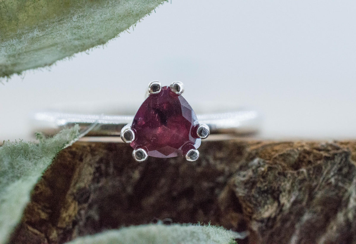 Winza Ruby Sapphire Ring; Natural Untreated Tanzania Ruby; 0.620cts