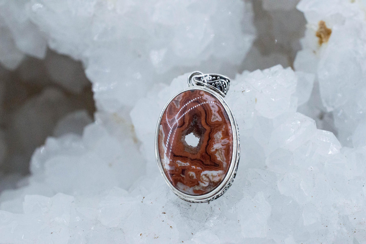 Dryhead Agate Pendant, Natural Untreated Montana Agate; 24x17mm - Mark Oliver Gems