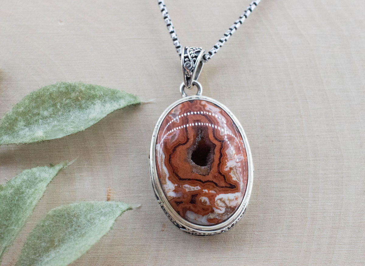 Dryhead Agate Pendant, Natural Untreated Montana Agate; 24x17mm - Mark Oliver Gems