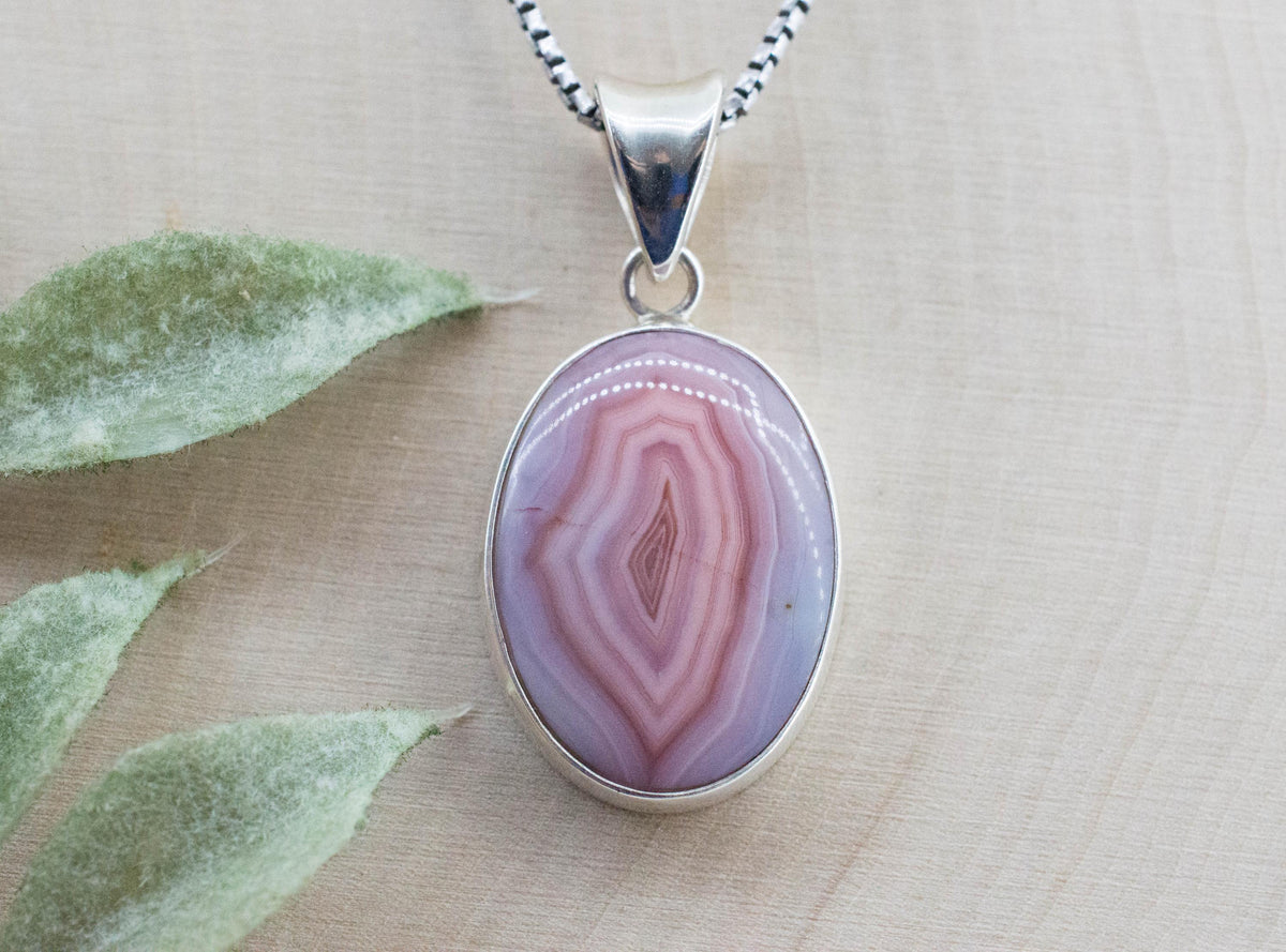 Laguna Agate Pendant, Natural Untreated Mexico Agate; 21x16mm - Mark Oliver Gems