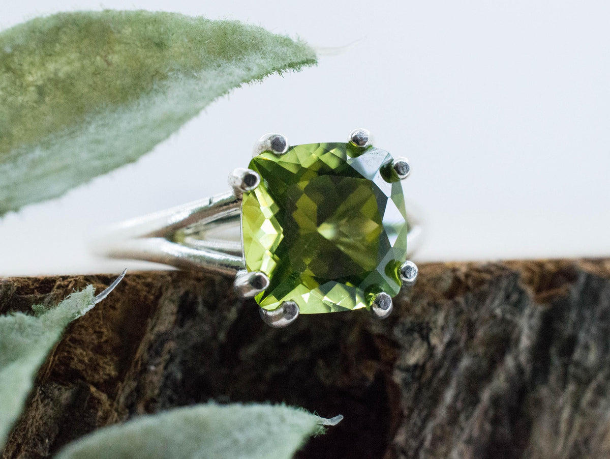 Peridot Ring, Natural Untreated Pakistan Peridot; 3.240cts