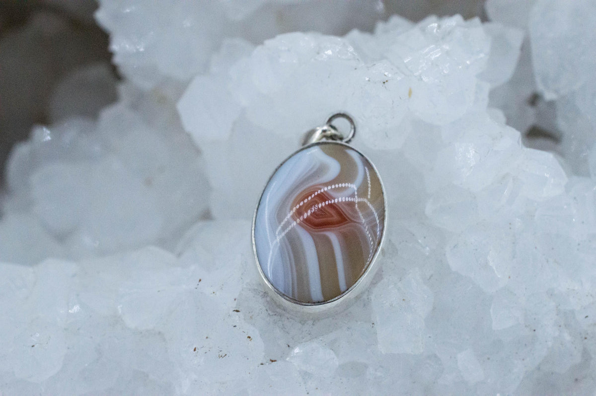 Laguna Agate Pendant, Natural Untreated Mexico Agate; 20x15mm - Mark Oliver Gems