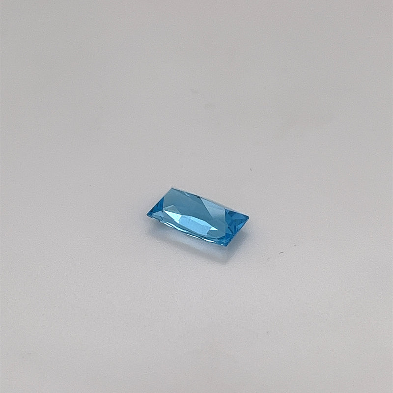 Blue Topaz Gemstone; Natural Brazil Topaz, 4.840cts