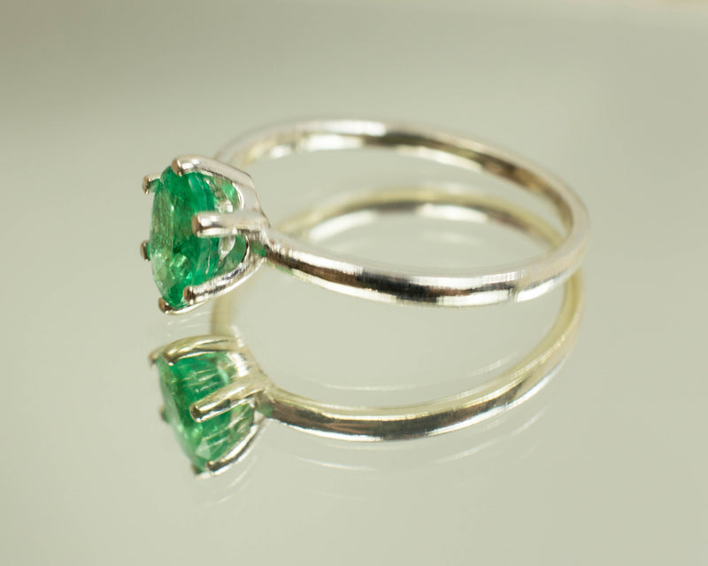 Colombian Emerald Sterling Silver Ring; Genuine Oiled Emerald