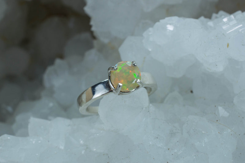 Ethiopian Opal Ring, Genuine Untreated Welo Opal; 1.010cts