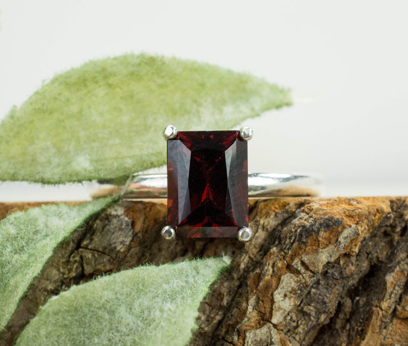 Pyrope Garnet Ring; Genuine Untreated Madagascar Garnet