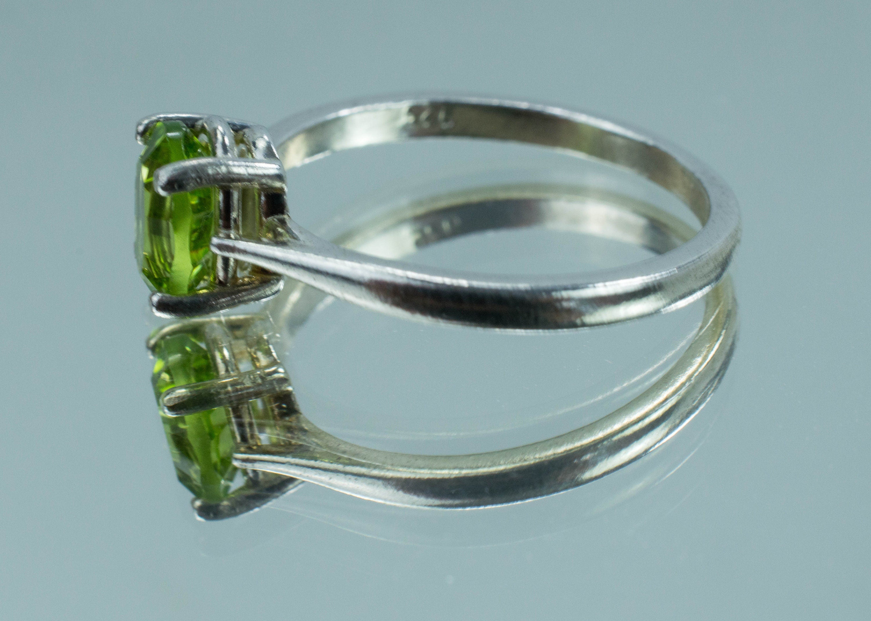 Peridot Ring, Genuine Untreated Arizona Peridot - Mark Oliver Gems