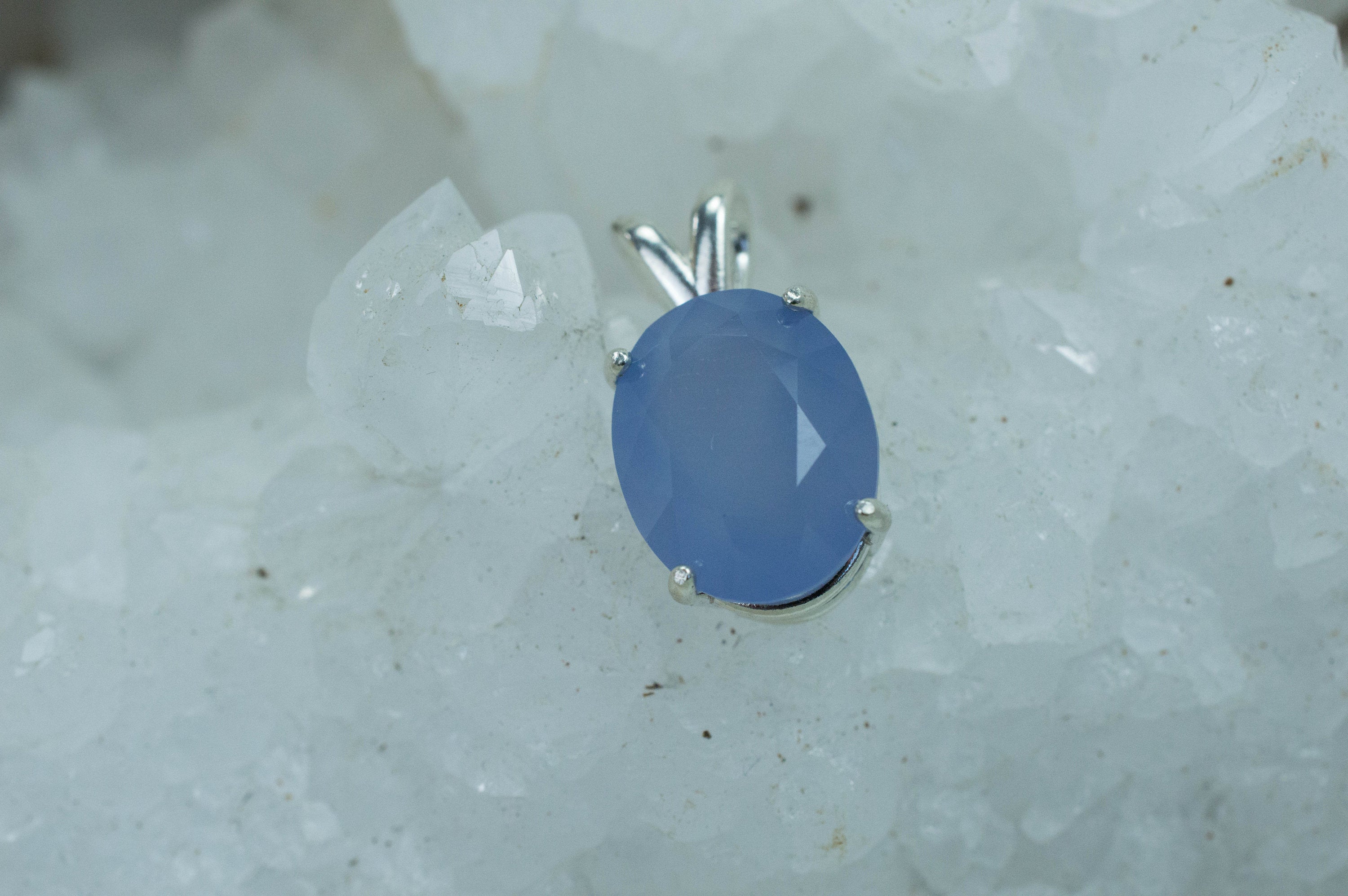 Blue Agate Pendant; Genuine Untreated Mexico Agate; 5.970cts - Mark Oliver Gems