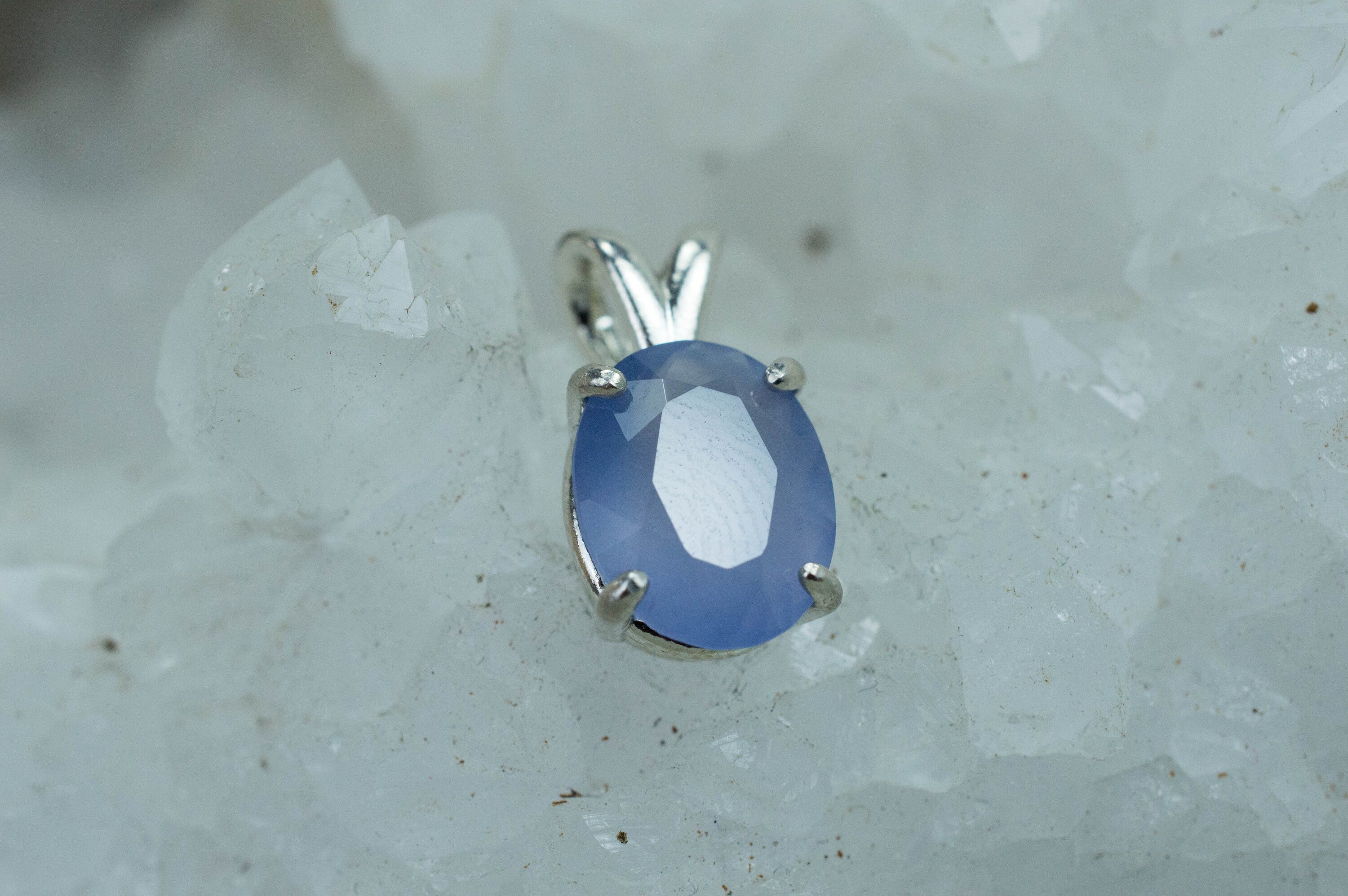 Blue Agate Pendant; Genuine Untreated Mexico Agate; 1.920cts - Mark Oliver Gems