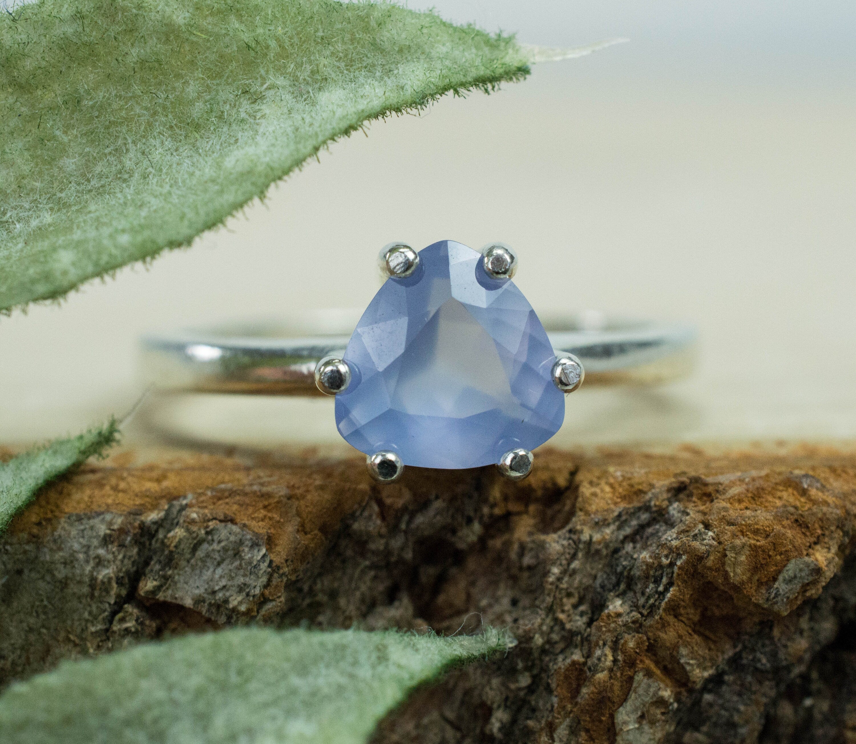 Blue Agate Ring; Natural Untreated Mexico Blue Agate; 0.920cts - Mark Oliver Gems